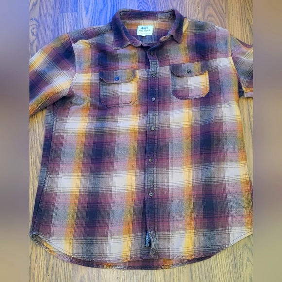 Ecko Unlimited Men's L Plaid Button-Up Shirt with Collar - Picture 8 of 10